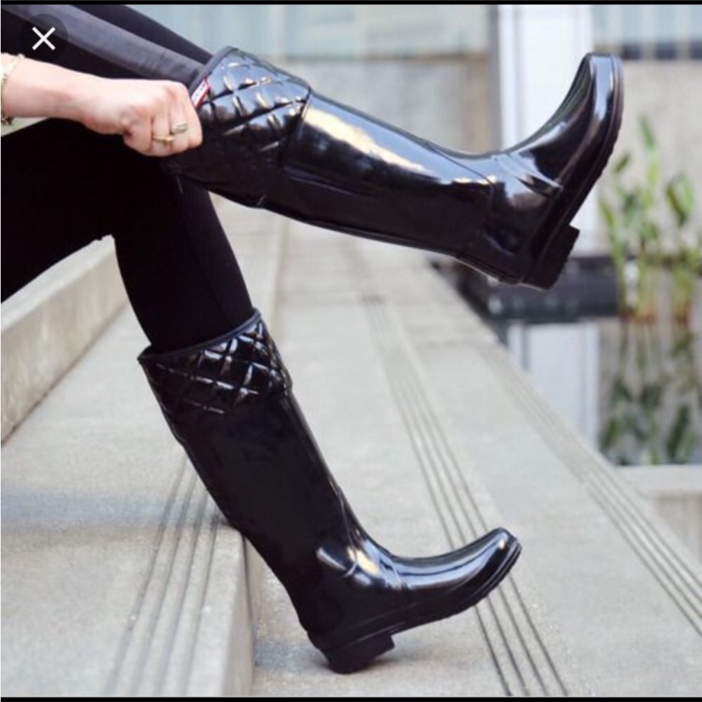 Hunter Glossy Black Quilted Women's Boots